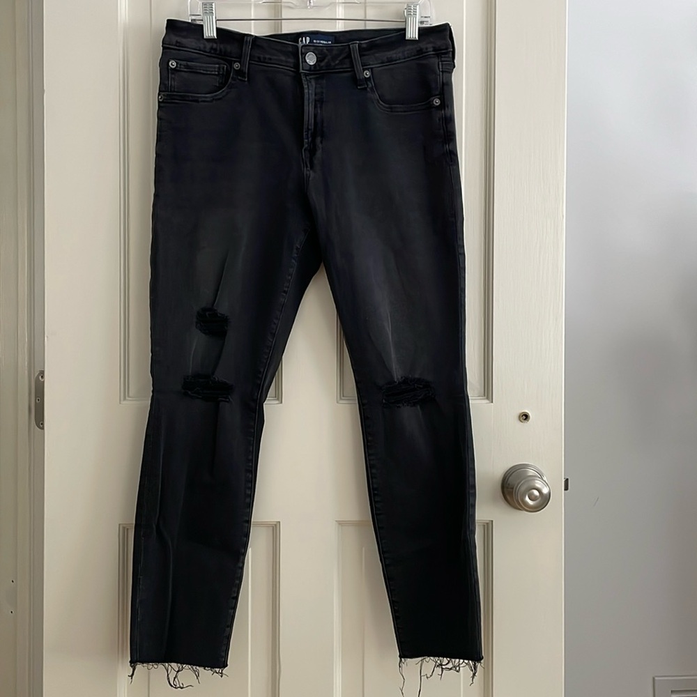 GAP Universal Legging Black Distressed Denim Jeans Jeggings 12/31R